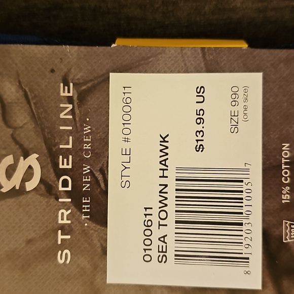 Blue and Green Skyline Crew Socks 💚💙 - Picture 3 of 4